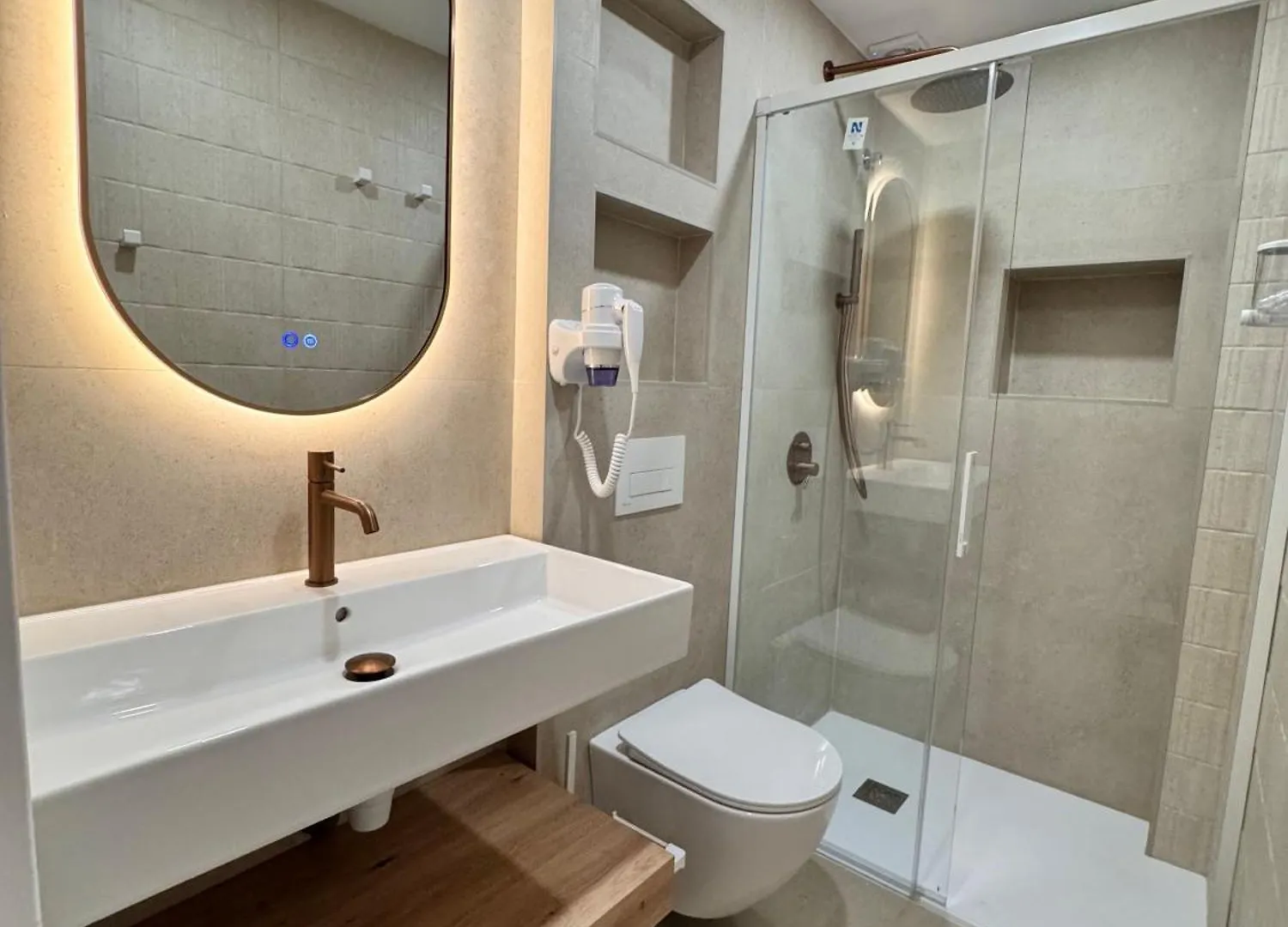 157-Empurialola-Apartamento Con Vistas Preciosas En Empuriabrava Spain