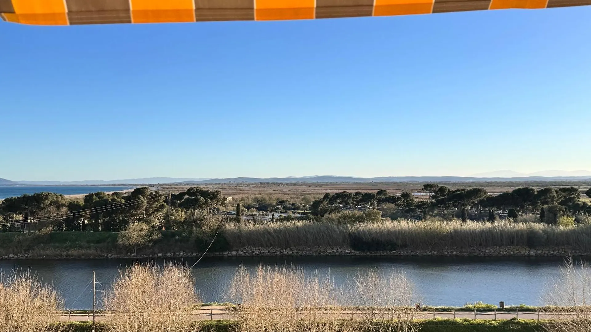Apartamento 157-Empurialola-Apartamento Con Vistas Preciosas En Ampuriabrava